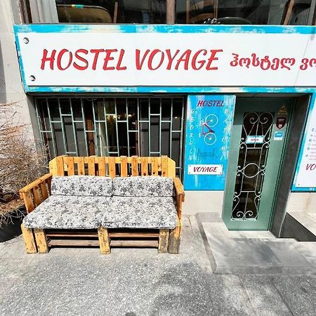 Hostel Voyage Batumi Bagian luar foto